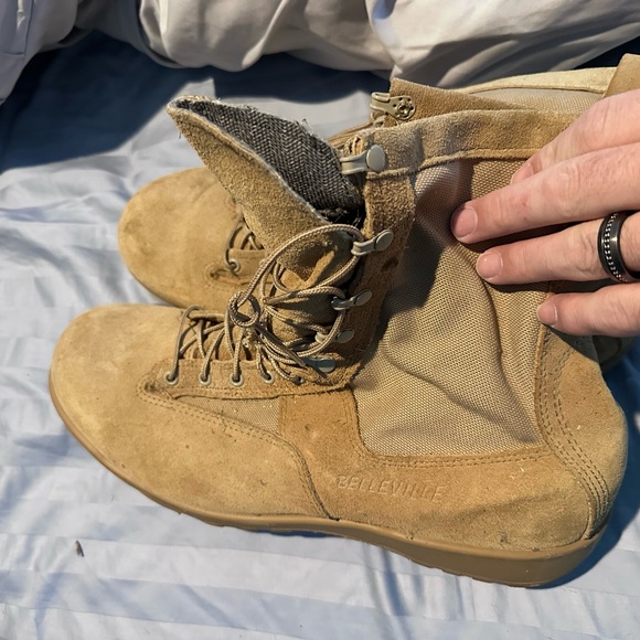 Size 18 tactical boots - Picture 2 of 3